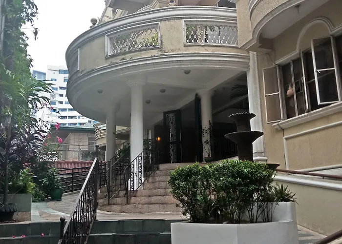 Casa Nicarosa And Residences 3*
