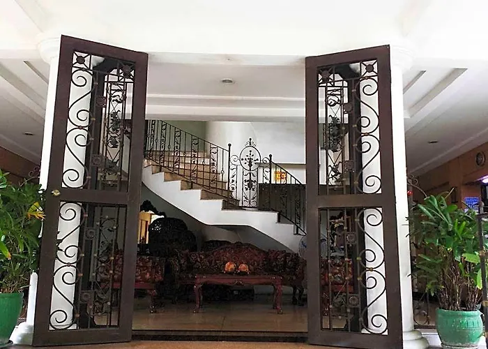 Hotel Casa Nicarosa And Residences 3*