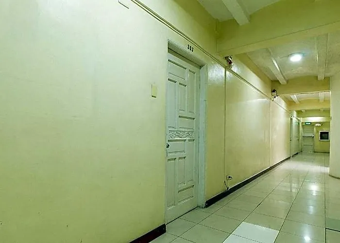 Casa Nicarosa And Residences 3* Manila