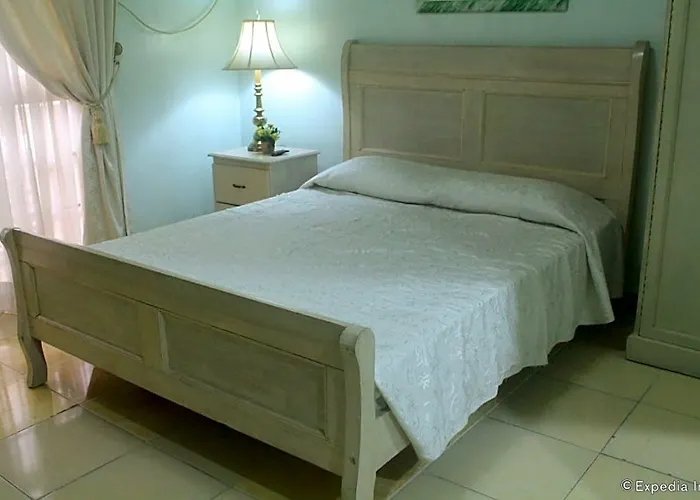 Casa Nicarosa And Residences Manila